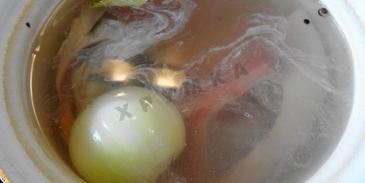 рыбный суп уха из кеты