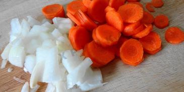 рыбный суп уха из кеты