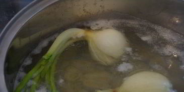 сборная уха из сома и ерша-носаря