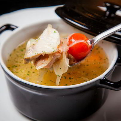 Уха из благородных рыб с печенью налима