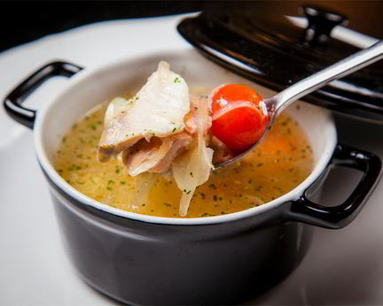 Уха из благородных рыб с печенью налима