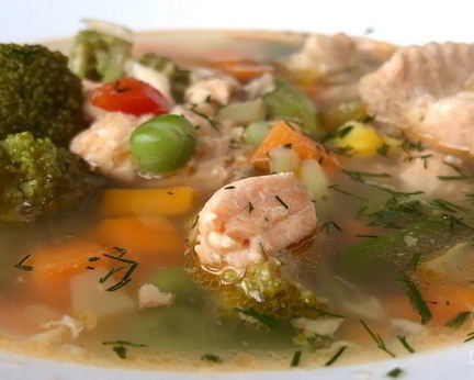 Уха из красной рыбы