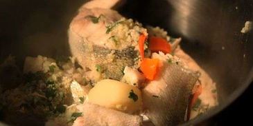 уха с речной рыбы