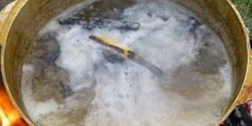 уха в казане