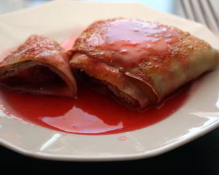 Блинчики со сливами