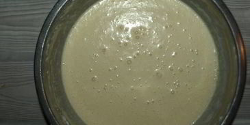 блины с деревенским сыром, форелью и огурцами