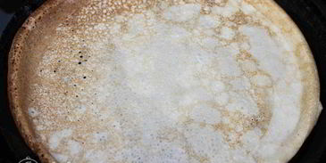 блины с крахмалом на молоке