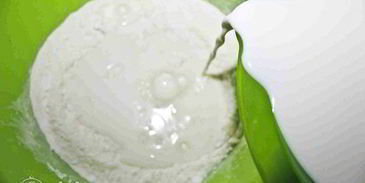 блины с крахмалом на молоке