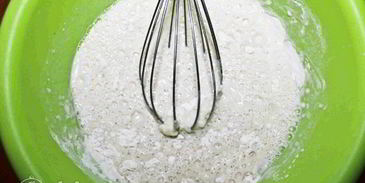 блины с крахмалом на молоке