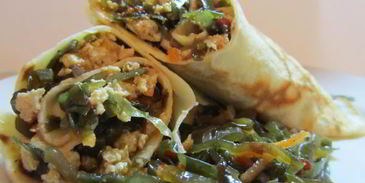 блины с мясом и морской капустой