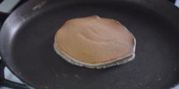 панкейки-сердечки ко дню всех влюбленных