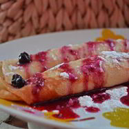 Рецепт Ванильных блинчиков с воздушной творожно-ягодной начинкой