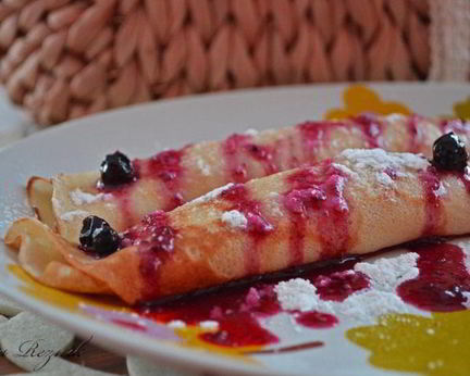 Ванильные блинчики с воздушной творожно-ягодной начинкой