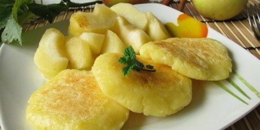 Рецепт яблочных блинов с лимонной цедрой