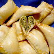 Рецепт Булочек из слоеного теста с песто из руколы и кешью