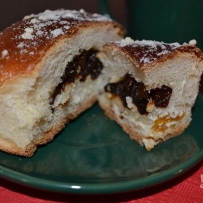 Булочки с сухофруктами