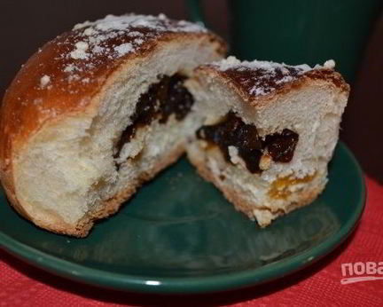 Булочки с сухофруктами