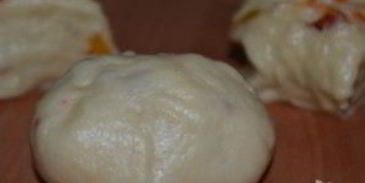 булочки с сухофруктами