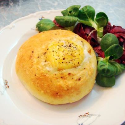 Быстрые булочки к чаю с яйцом