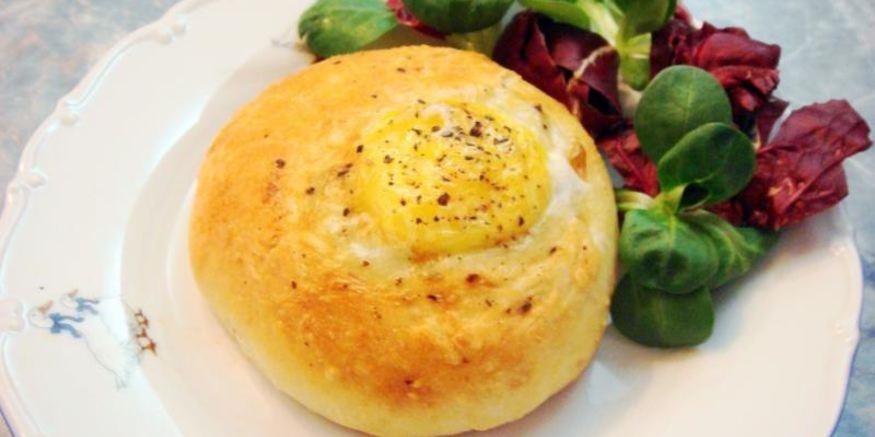 Рецепт быстрых булочек к чаю с яйцом