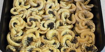 дрожжевые булочки с маком