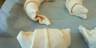 круассаны с миндальным кремом