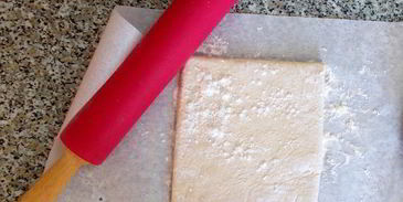 круассаны с шоколадной маковой начинкой