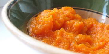 пряные тыквенные плюшки с клюквой