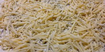 сырные булочки с базиликом на картофельно-дрожжевом тесте