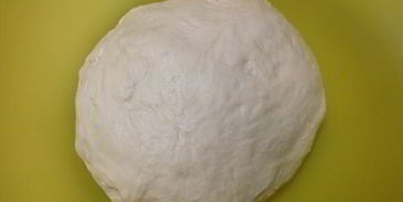 сырные булочки с базиликом на картофельно-дрожжевом тесте