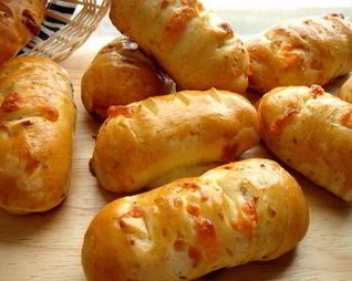 Сырные булочки с тмином