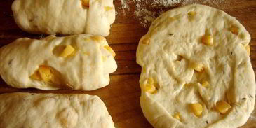 сырные булочки с тмином