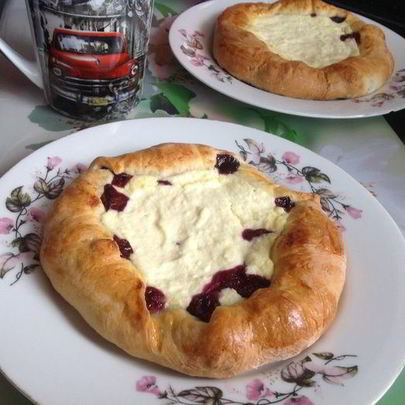 Ватрушки с сюрпризом