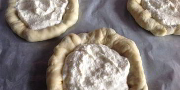 ватрушки с сюрпризом