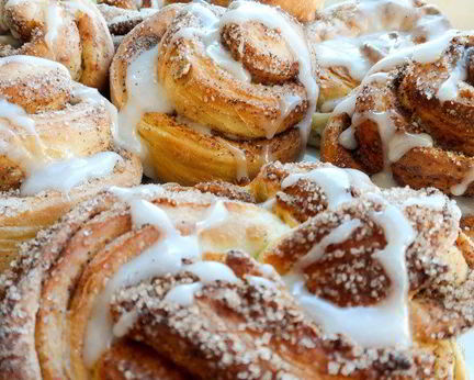 Воскресные булочки Синнабон
