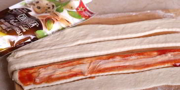 закусочные булочки-розочки с беконом