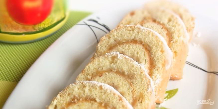 Рецепт быстрого яблочного рулета