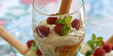 быстрый мини чизкейк с лимонным ягодным вкусом