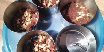 мини-чизкейк из козьего сыра с малиной