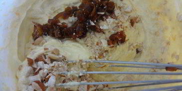 апельсиновые кексы и печенье с орехами и финиками