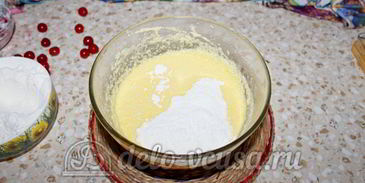 кекс с вишней