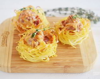 Кексики из спагетти с фрикадельками