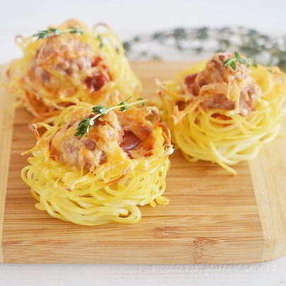 Кексики из спагетти с фрикадельками