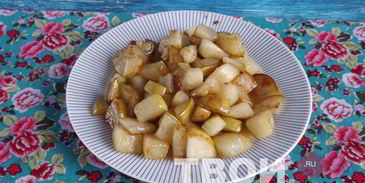 шоколадный кекс с грушей