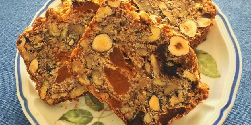 Рецепт ванильного кекса с сухофруктами и орехами