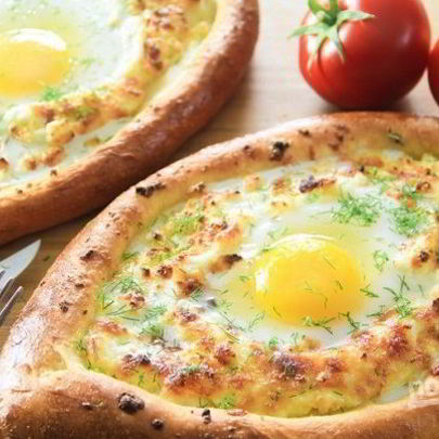 Хачапури по-грузински с сыром