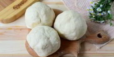 хачапури с сыром и персиками