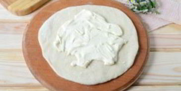 хачапури с сыром и персиками