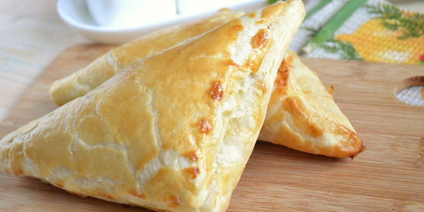 Рецепт хачапури с сыром из слоеного теста