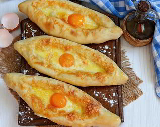 Хачапури с сыром по аджарски